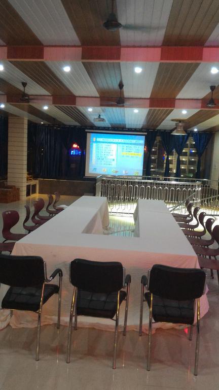 Hotel Chithra Канниякумари Экстерьер фото